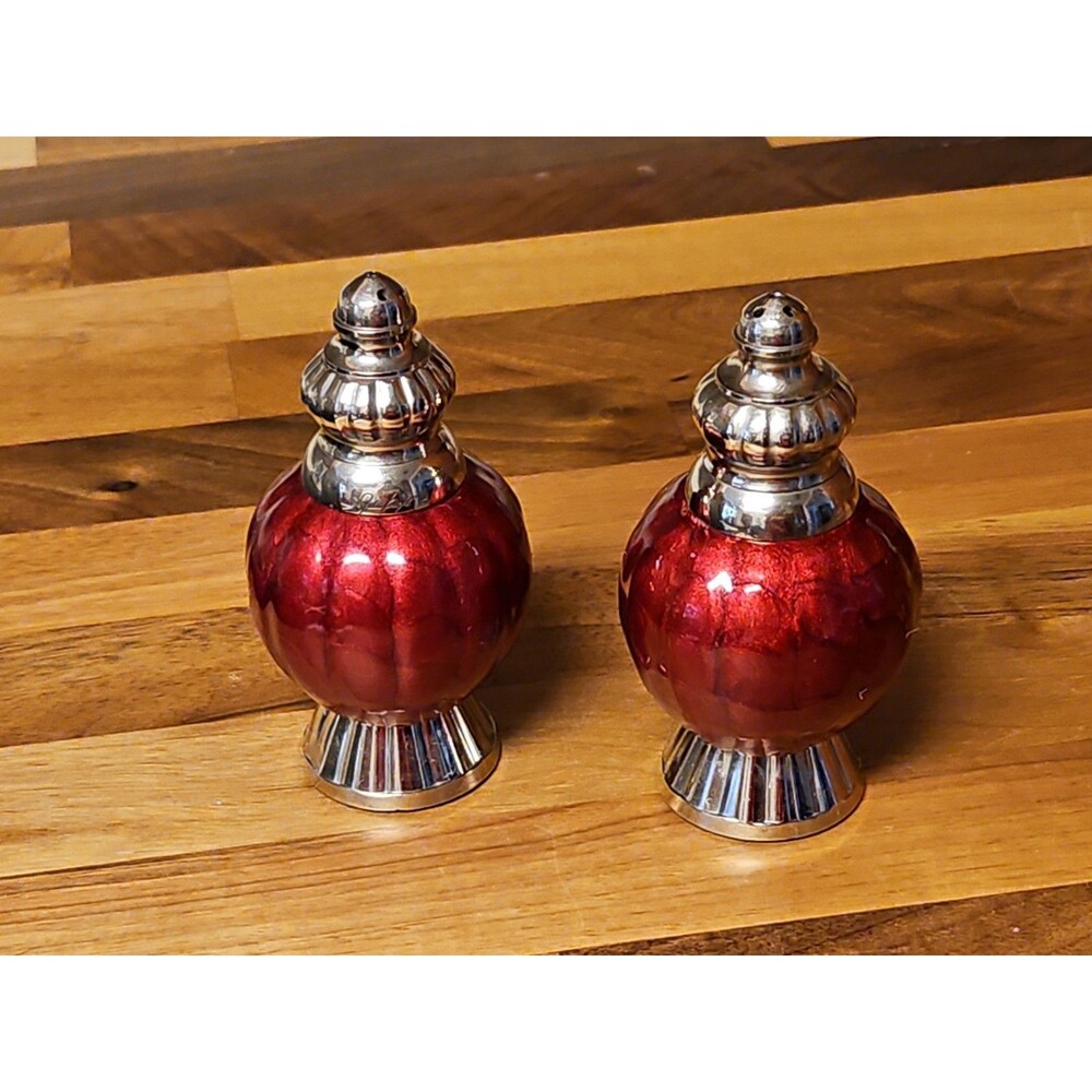 Julia Knight Peony 4” Salt & Pepper Shaker Set Pomegranate EUC